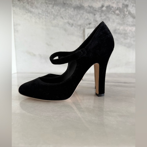DOLCE & GABBANA Black Velvet Mary Jane Pumps Heels •38 w/ red D&G box - Picture 8 of 13